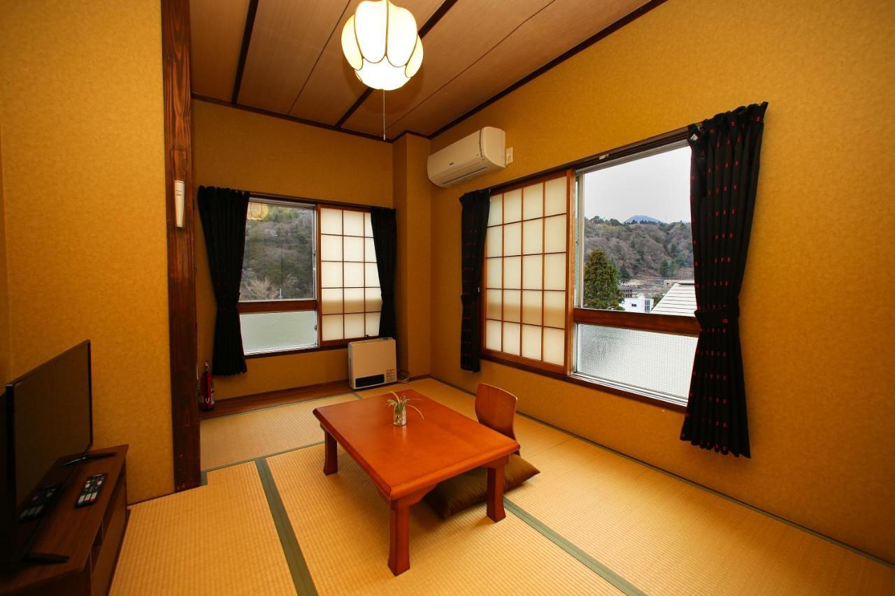 Готель Oyado Hakone Hachiri No Yu Екстер'єр фото